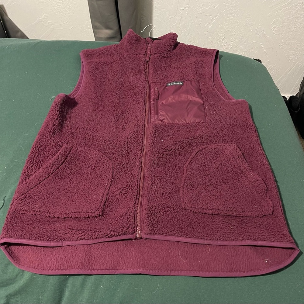 Columbia Women’s Holly Hideaway Vest - Marionberry - XL